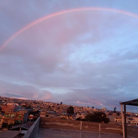 El Vergel Norte Quito Bagian luar foto